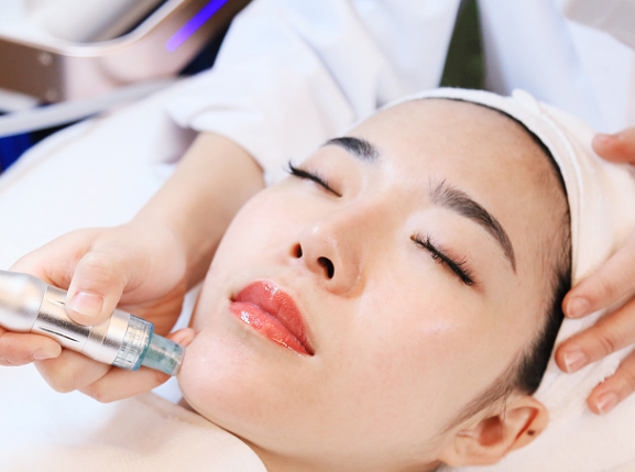 中养科技集团：洁面乳如何使用效果最好？